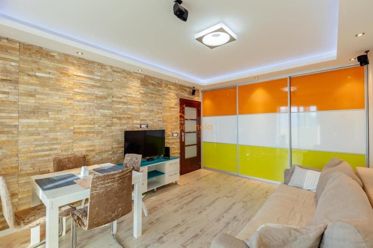 Lepo opremljen jednosoban stan u naselju Topla 2, Herceg Novi – 2