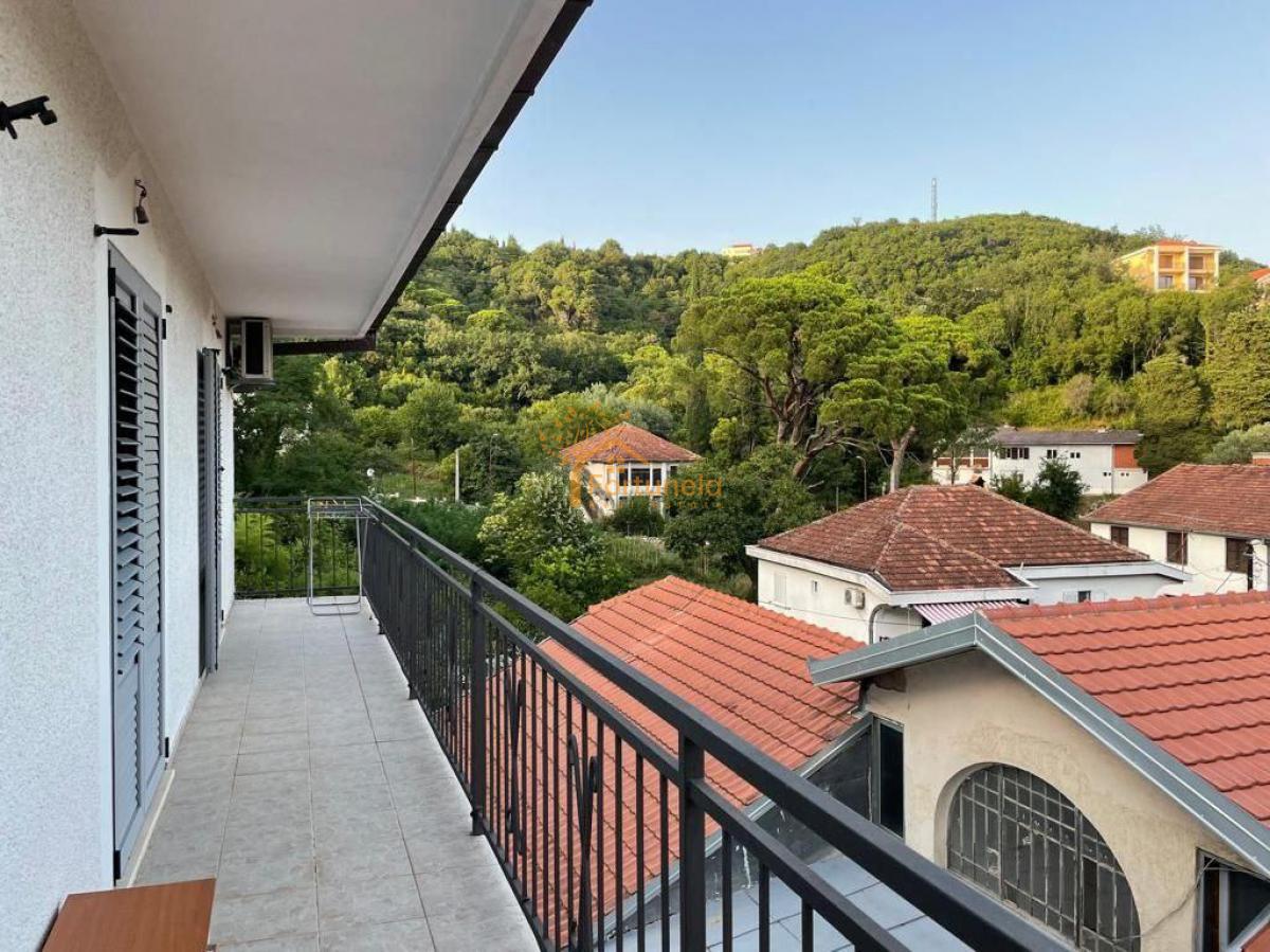 Kuća sa placem – Obalna zona u blizini mora, Lalovina, Herceg Novi – 2