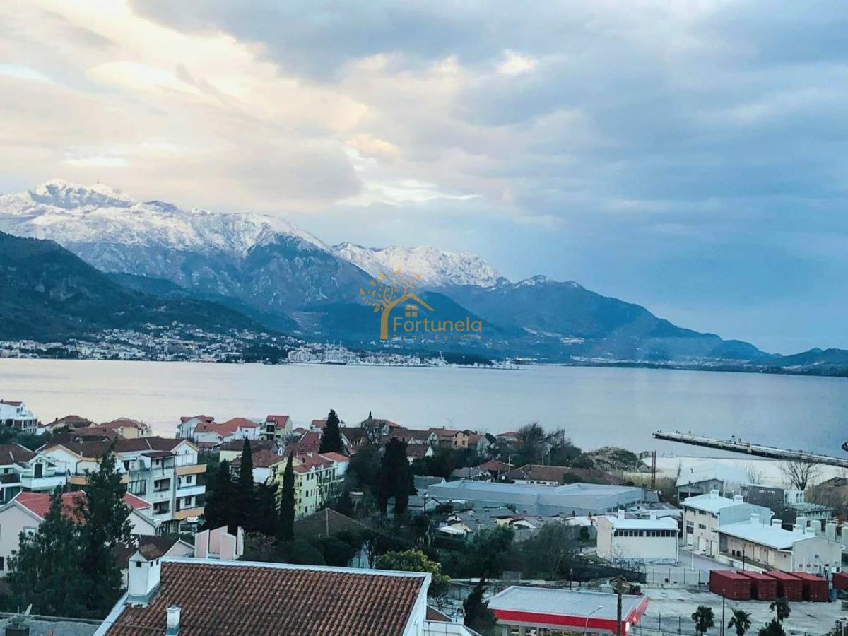 Namješten jednosoban stan u Bijeloj, Herceg Novi – 2