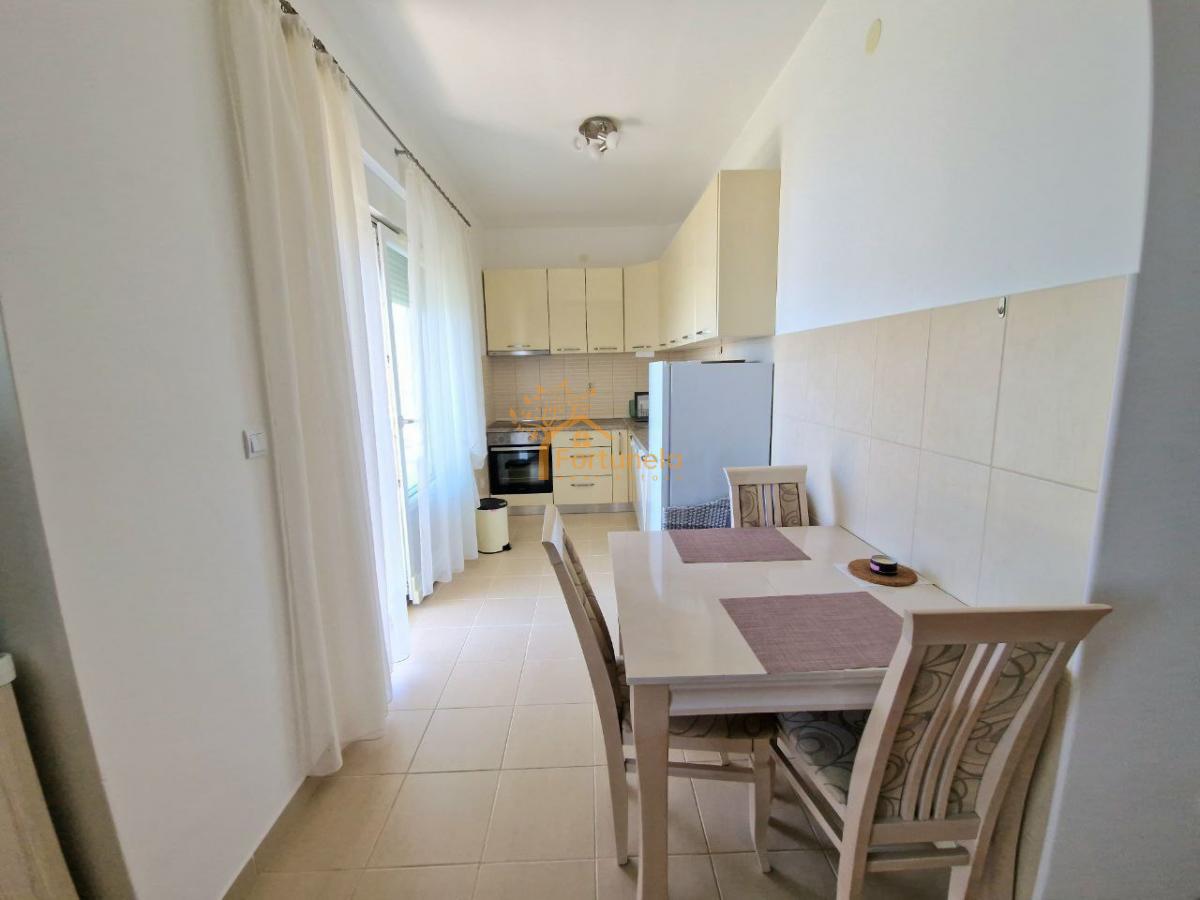Dvosoban stan u naselju Crveni Krst, Herceg Novi – 5