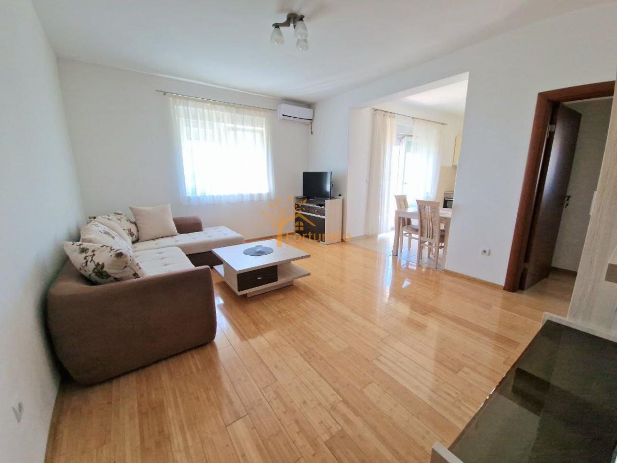 Dvosoban stan u naselju Crveni Krst, Herceg Novi – 3