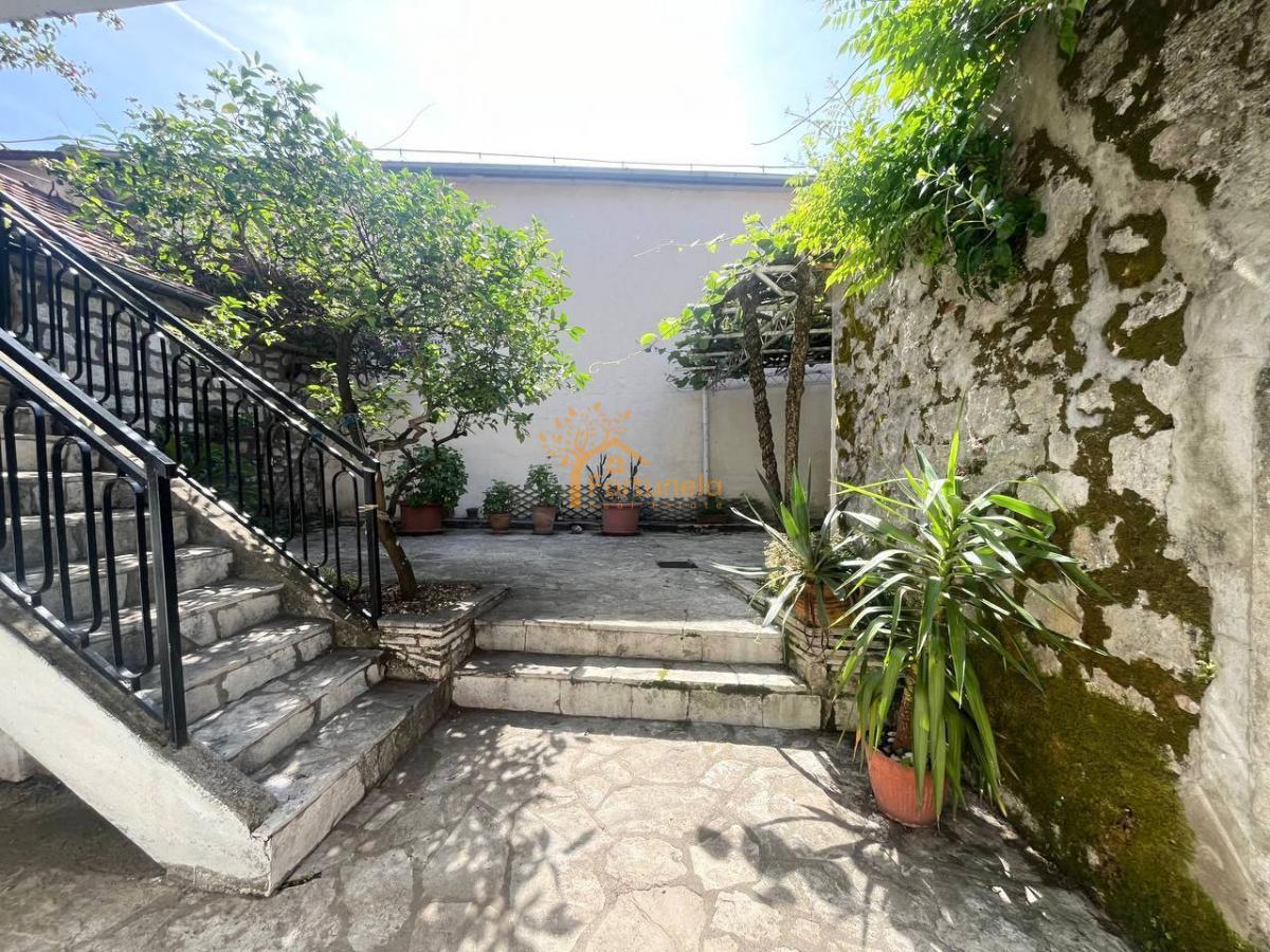 Kamena kuća u Starom gradu Herceg Novog – 4