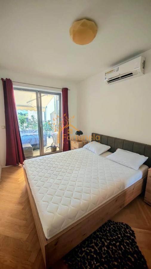 Ekskluzivan dvosoban stan na prodaju u Dobroti – Kotor – 6