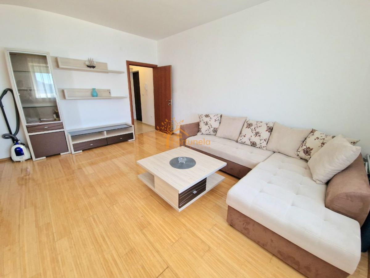 Dvosoban stan u naselju Crveni Krst, Herceg Novi – 2