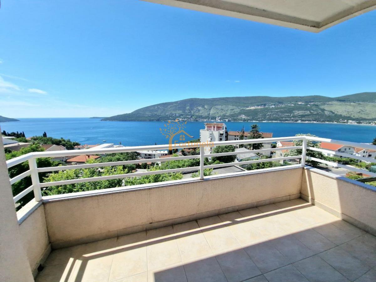 Dvosoban stan u naselju Crveni Krst, Herceg Novi – 1