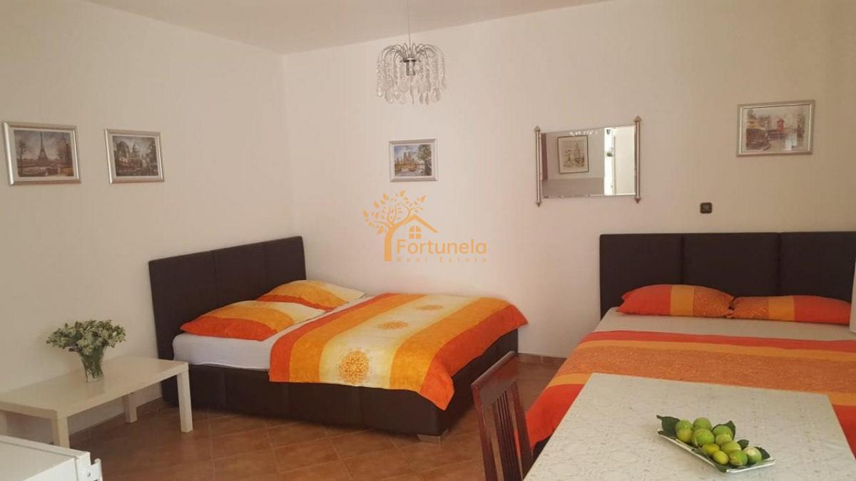 Kuća sa placem – Obalna zona u blizini mora, Lalovina, Herceg Novi – 22